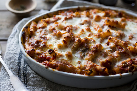 Cheesy baked chard rigatoni