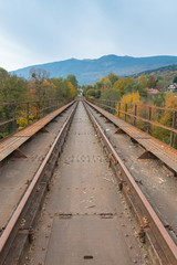 Fototapeta na wymiar old railway. guide lines stretching into the horizon. linear perspective