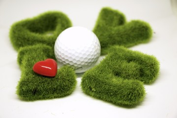 Naklejka premium Golf ball with grass love letter idea for golf lover