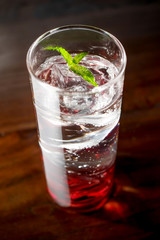 カシスソーダ　カクテル