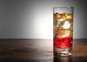 カシスアップル