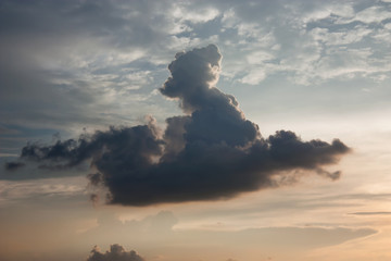 The unique shape of thunder cloud.