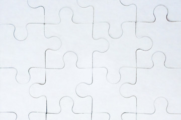 Clear puzzle pieces pattern