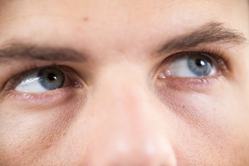 Man wearing contact lens