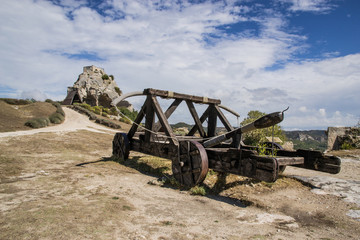 Catapulta nel castello di Baux de Provence, Francia 