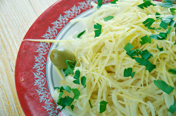 Spaghetti with cheese
