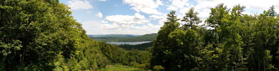 Fototapeta na wymiar Spring lake view Panoramic