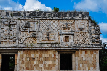 Fototapeta na wymiar Details, Mayan Puuc Architecture Style - Uxmal, Mexico