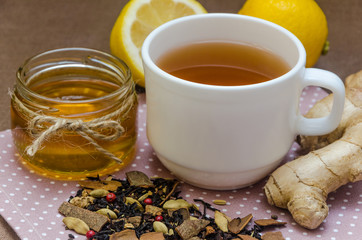 set honey lemon and ginger for home treatment of patient.