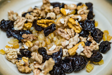 Mixed dried fruit