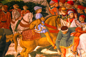 Fragment średniowiecznego fresku w Palazzo Medici Riccardi, Florencja, Włochy - 124341140