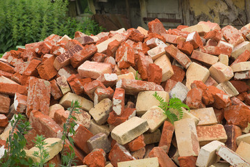 Lots of used brick in a big pile