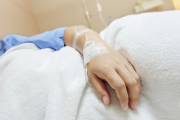 Obraz na płótnie Canvas Close up saline IV drip for patient in hospital.