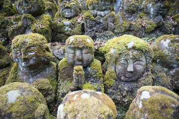 Praying statues