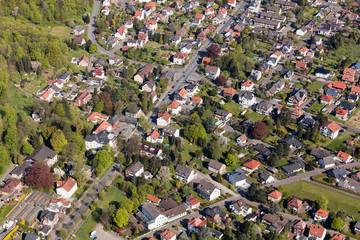 Siedlung mit Häusern in einer Kleinstadt