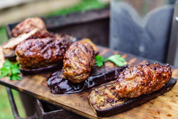 grilled cutlets with vegetables