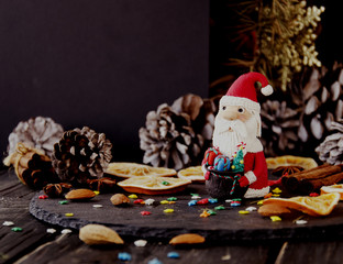 figurine Santa Claus Christmas THE BACKGROUND branches, selective focus