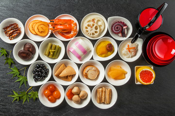 典型的なおせち料理 General Japanese New Year dishes(osechi)