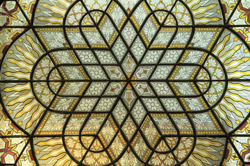 Vitrail. Synagogue Espagnole. Prague. / Stained glass. Spanish Synagogue. Prague.