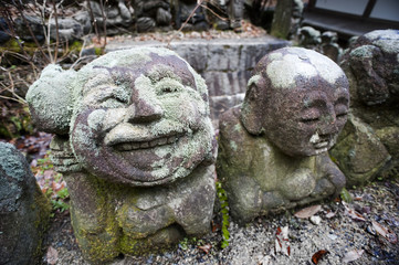 laughing statues