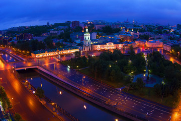 Fototapeta premium View of the city from a tall building