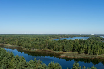 Landschaft / Luftbild Aufnahme einer Landschaft mit Wasser