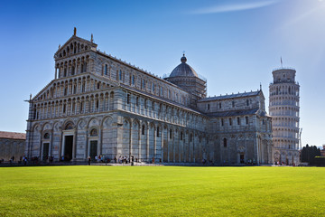 Fototapeta na wymiar Piazza dei Miracoli in Pisa