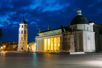 Fototapeta na wymiar Vilnius, Lithuania. Night Or Evening View OF Cathedral Basilica 