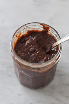 Homemade vegan chocolate hazelnut spread