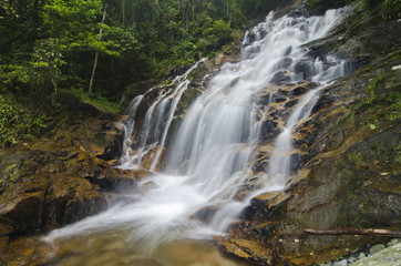 Fototapeta na wymiar beautiful in nature Kanching Waterfall located in Malaysia, amaz
