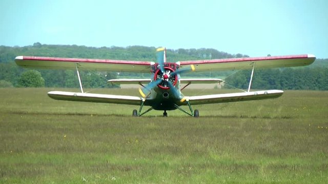 Plane on start 5