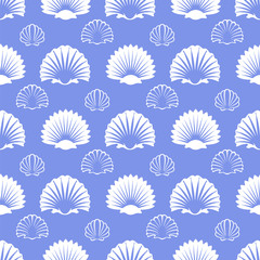 Ocean seamless pattern with white sea shells on blue background. Vector ilustration