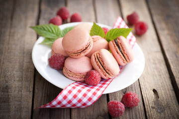 Macarons Himbeere