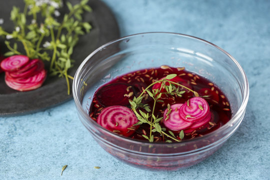 Pickled beetroot with fennel and thyme