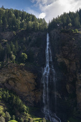 Fototapeta na wymiar Fallbach Wasserfall in Kärnten, Österreich
