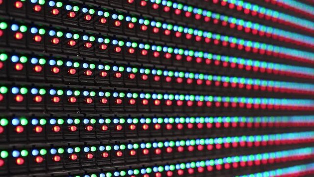 Color of the light from the screen LED light at the opening.