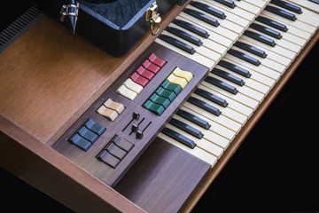 The used vintage keyboard from Japan