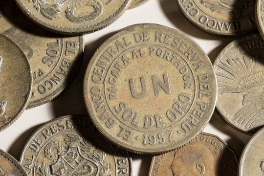 Alte, peruanische Münze: Sol de oro