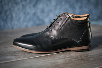 Fototapeta na wymiar A pair of men's leather shoes