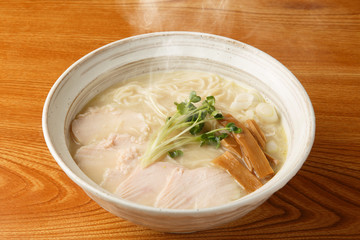 パイタンラーメン