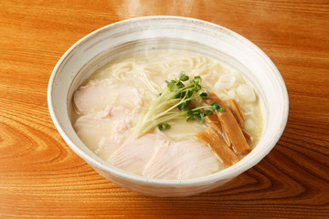 パイタンラーメン