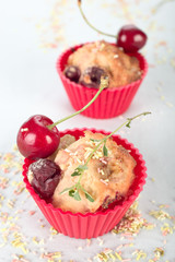 Muffins mit Kirschen