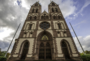 Fototapeta na wymiar Eingang zur Herz-Jesu-Kirche (Freiburg im Breisgau)