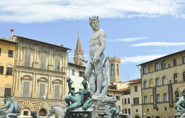 Fototapeta na wymiar Estatuas fuente Florencia