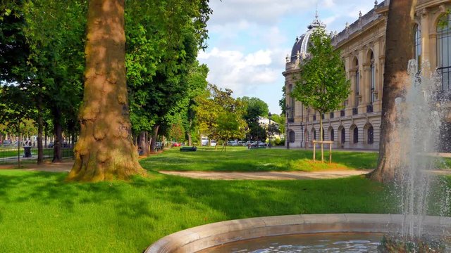 4K Artesian Water Fountain, Petit Palais Art Museum in Background
