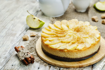Cinnamon apple caramel cheesecake