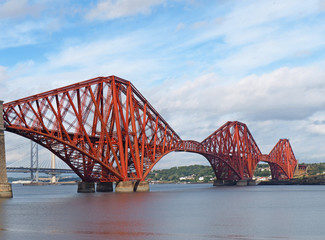 Fototapeta na wymiar Firth of Forth railway bridge, Scotland
