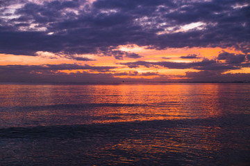 夕焼けの東京湾