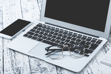 ビジネスイメージ デスクワーク