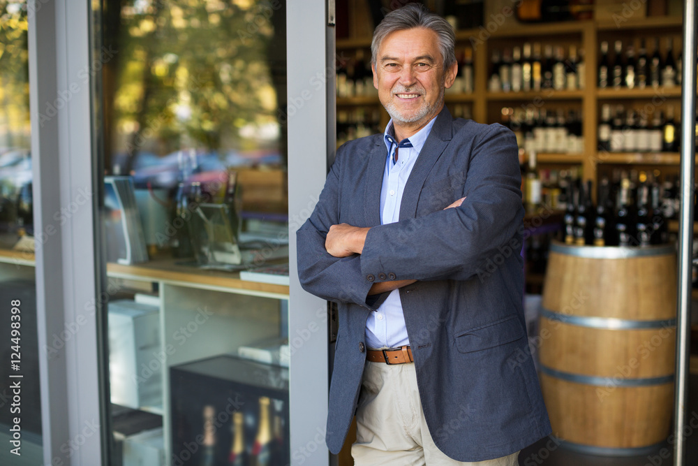 Wall mural Wine Shop Owner
